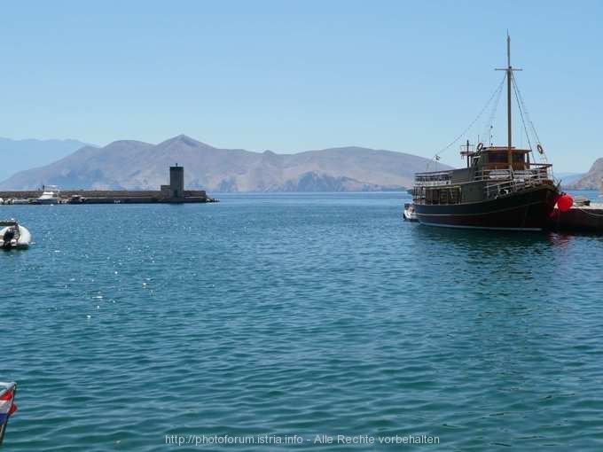 Baska, Hafen