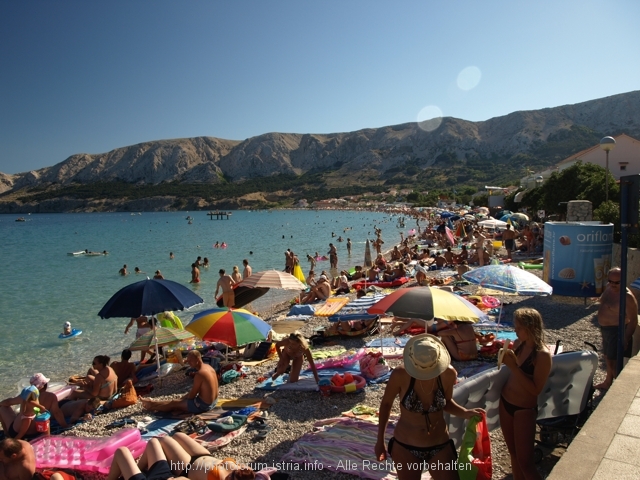 Der Strand in Baska