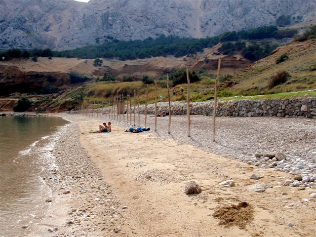 Baska Strand nach Saisonende