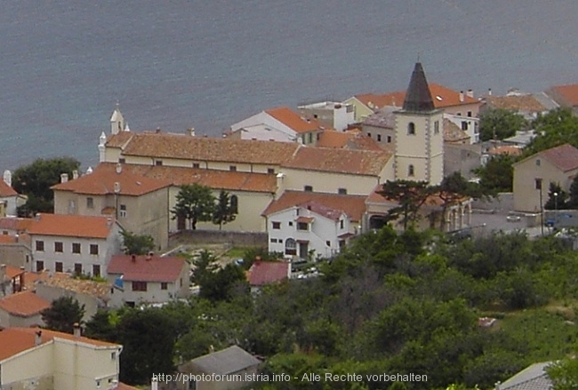 BASKA > Kirche der Hl. Dreifaltigkeit