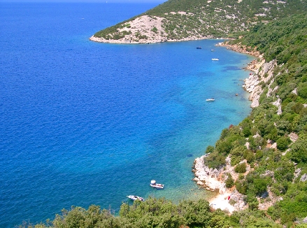 BUCHT VARDASKOLJ > Aussichtspunkt auf dem Weg von Supetarska Draga nach Lopar