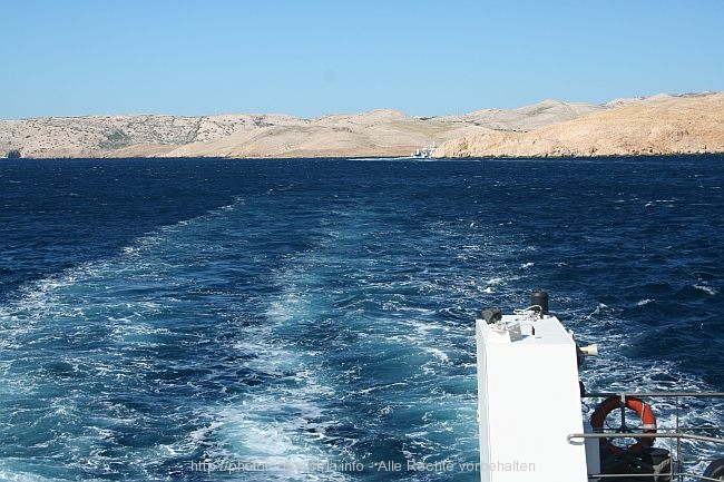 VELEBITSKI KANAL > Fähre zur Insel Rab