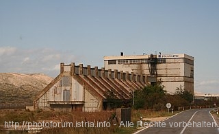 SOLANA PAG > Firmengebäude