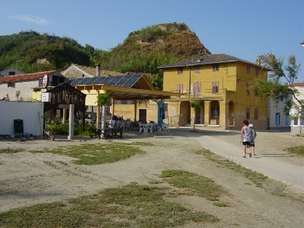 Otok SUSAK > Hauptstraße