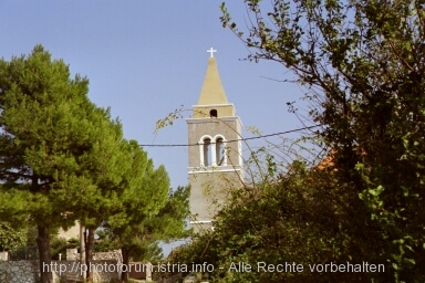 Otok CRES > Stivan > Kirche