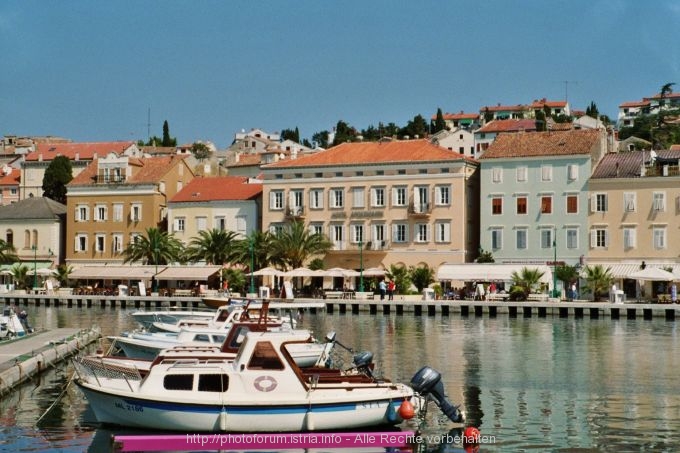 Mali Losinj > Hafenpromenade