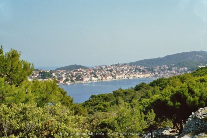 Mali Losinj > Monte Baston > Blick auf die Stadt