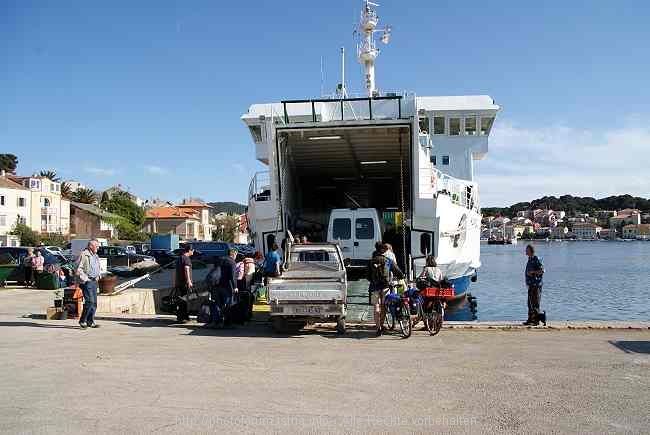 Fähre in Losinj 3