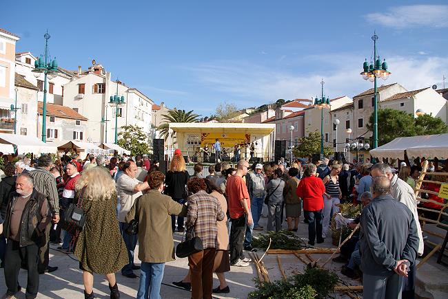 Mali Losinj am Hafen