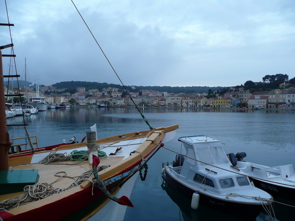 MALI LOSINJ > Am Hafen