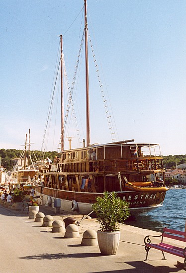 Otok LOSINJ > Mali Losinj > Hafen > Maestral