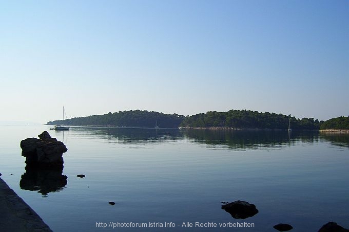 OTOK RAB > RAB > Blick von der Promenade auf Frkanj