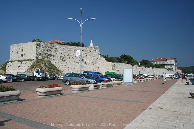 RAB > Stadtmauer > Parkplatz bei Kaldenac