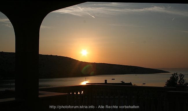 LOPAR > Bucht Lopar > Panoramaausblick > Appartement über der Konoba Ankora