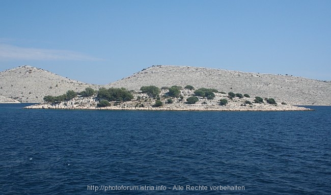 NATURPARK TELASCICA > Luka Telascica > Otok Korotan