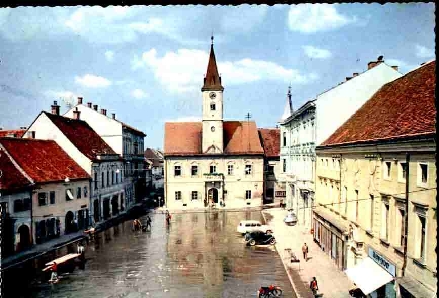 VARAZDIN > Rathausplatz