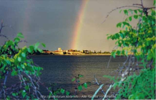 DAJLA > Doppelter Regenbogen