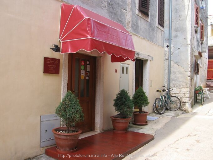 NOVIGRAD> Restaurant Damir e Ornela 002