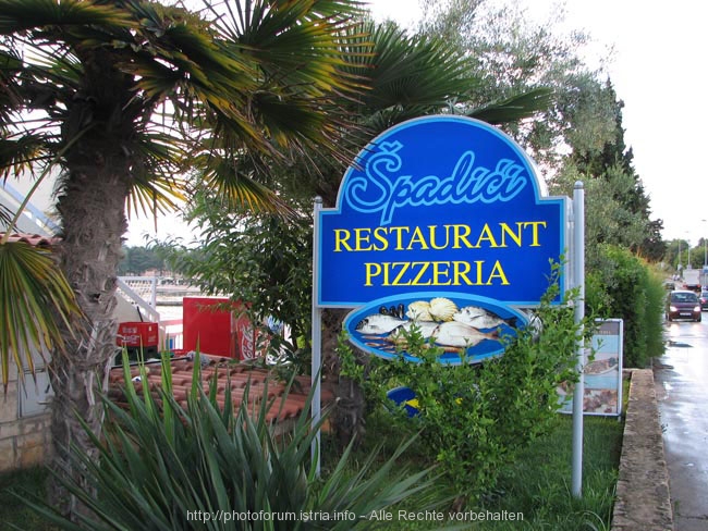 POREC> Restaurant Spadici 001