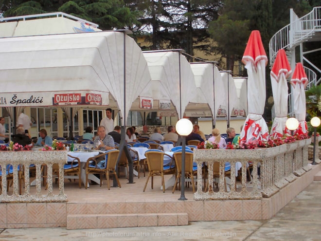 POREC> Restaurant Spadici 002