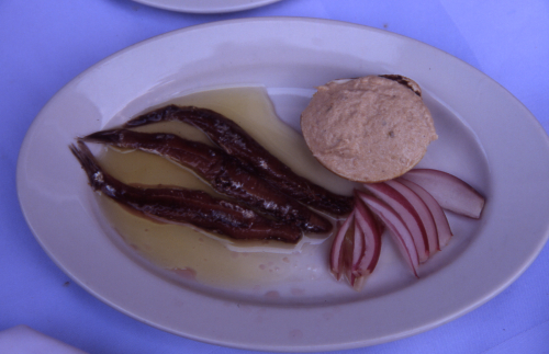 ESSEN > Vorspeise > Sardellen und Fischpastete