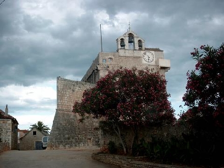 Otok HVAR > Vrboska > Wehrkirche