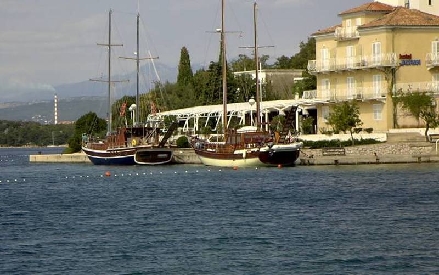 Omisalj > Hotel Jadran