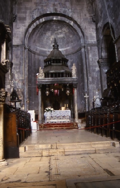 TROGIR > Altstadt > Kathedrale Sveti Lovro > Altar