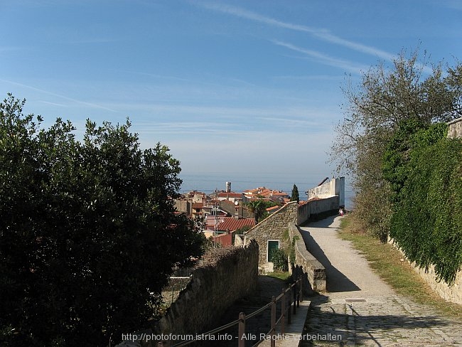 PIRAN > Cerkev Sv Jurija > Aufstieg und Ausblick