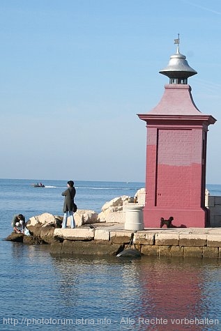 PIRAN > Hafen Luka Piran > Leuchtturm