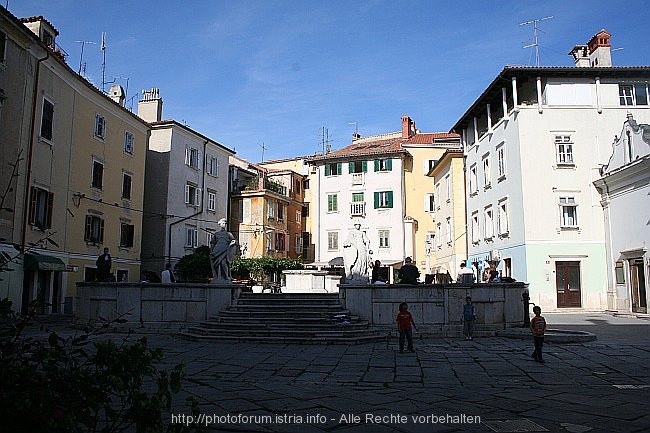 PIRAN > Platz 1. Mai