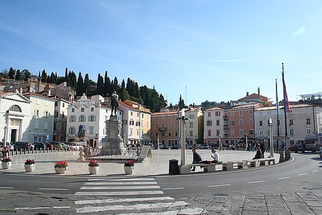 PIRAN > Platz Tartini