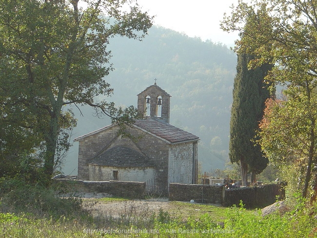 ZAMASK-TONCINICI > Kapelle Sveti Kriz