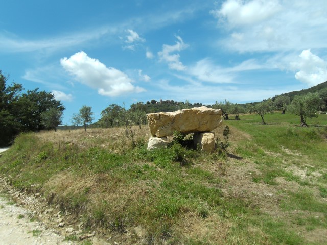 PONTE PORTON> Hünengrab aus Stein 2