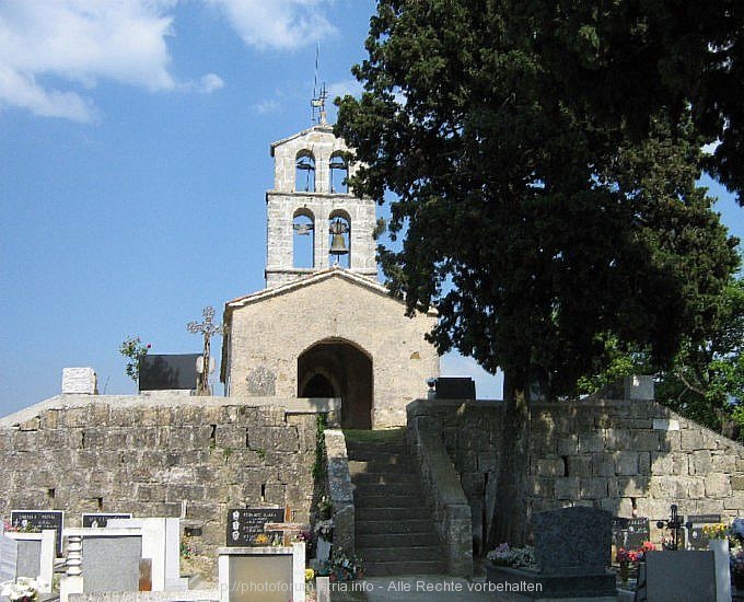 PAZ > Friedhofskapelle (Aussichtspunkt)