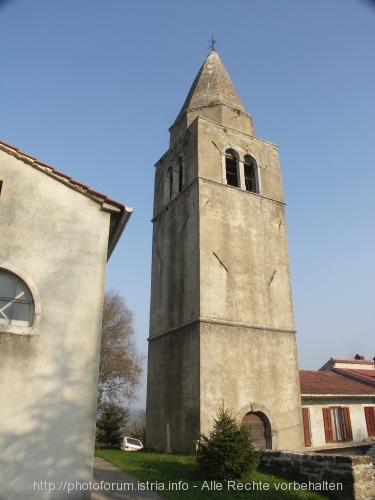 NOVAKI PAZINSKI > Kirche des Heiligen Rok > Burkis Pazin-Tour-2