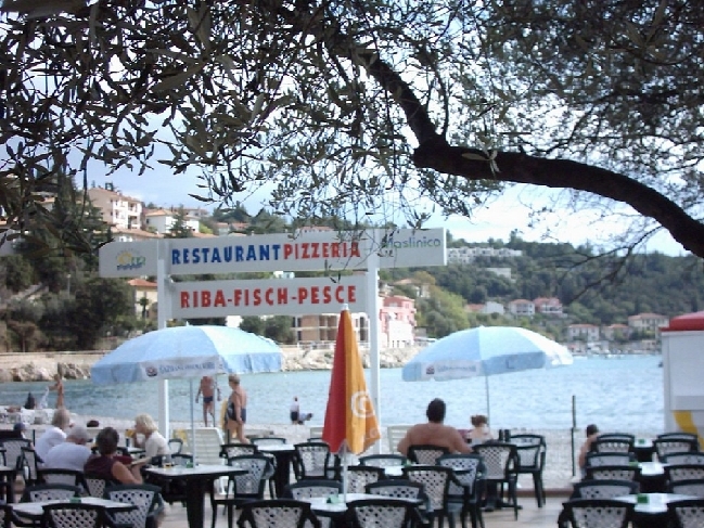 RABAC > Restaurant am Meer - Maslinico