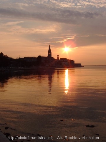 Schöner Sonnenuntergang Porec