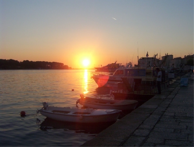 POREC > Hafen am Abend