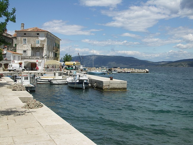 Otok CRES > Valun