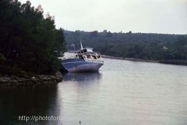 Otok CRES > Punta Kriza > Schiff