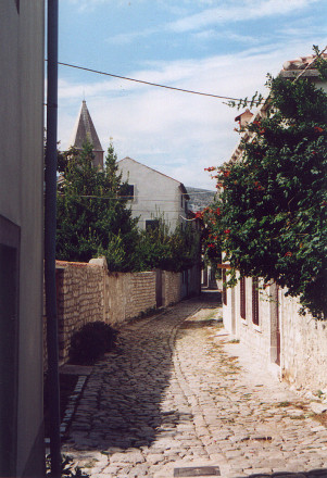 Otok CRES > Osor > Dorfstraße