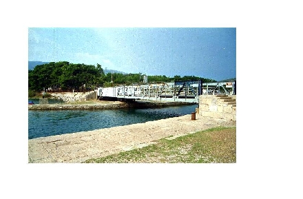 OTOK CRES > Osor > Verbindungsbrücke zur Otok LOSINJ