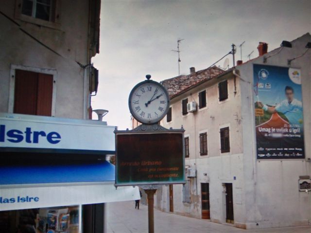 Umag Uhr bei Fußgängerzone