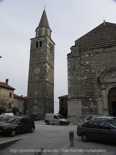 BUJE > Pfarrkirche St. Servulus