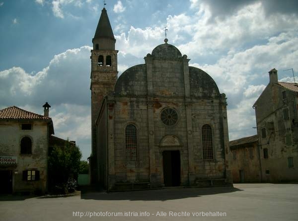 SVETVINCENAT > Kirche