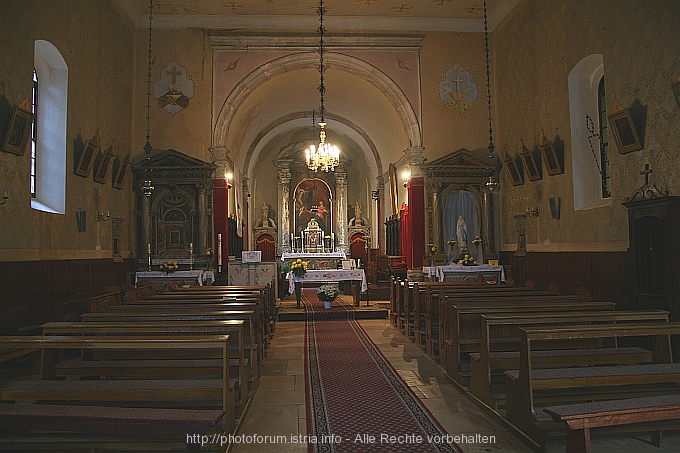 SVETVINCENAT > Kirche > Innenansicht