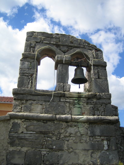 BUZET > Kirche Hl. Georg > Glockenturm