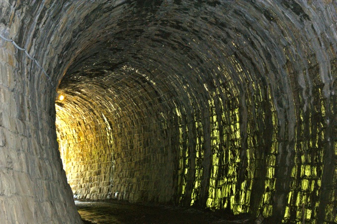 PARENZANA > Tunnel Kostanica