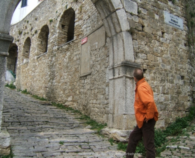 MOTOVUN > Gasse